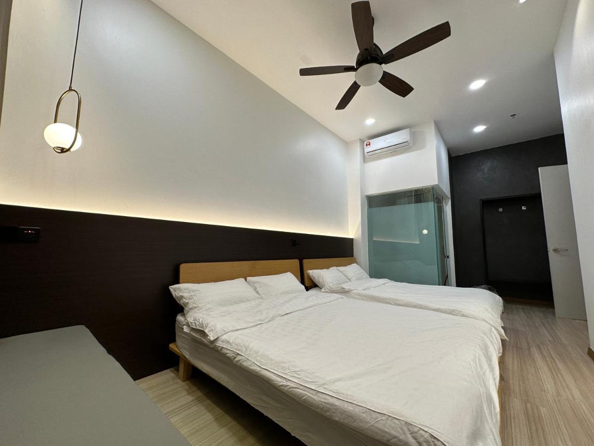 Duplex Penthouse 3 Bedroom The Wave 8-9pax