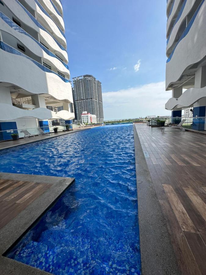 Duplex Penthouse 3 Bedroom The Wave 8-9pax